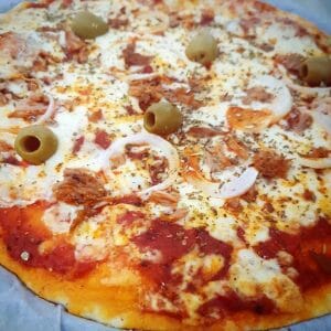 בצק לפיצה - מתכון בסיס פיצה מושלם