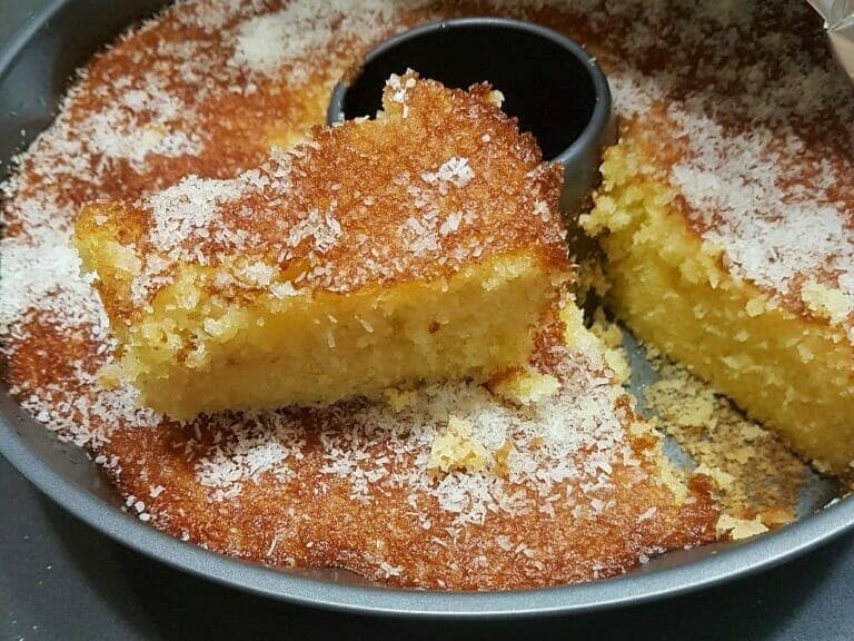 עוגה נהדרת וקלה לשבת: עוגת הבית – עוגת תפוזים סולת כמו של ארומה (ויותר טובה!)