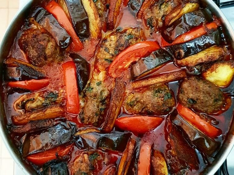 קבב ביתי בתנור – מעדן מהמטבח הטורקי