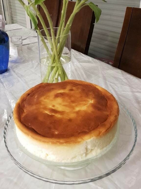 עוגת גבינה אפויה כמו של פעם