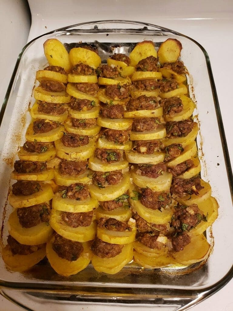 קציצות עם תפוחי אדמה בתנור