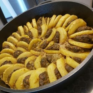 קציצות עם תפוחי אדמה בתנור
