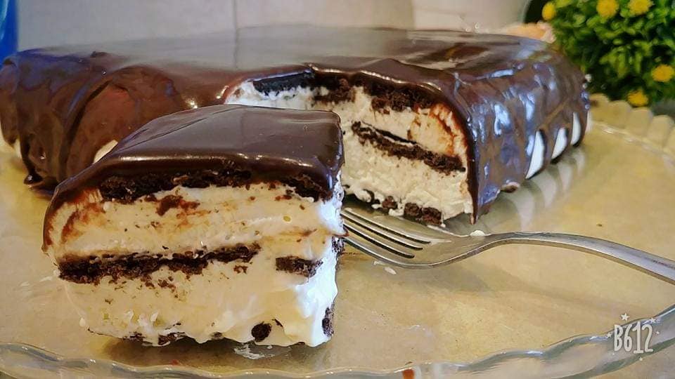 עוגת ביסקוויטים שוקולד וגבינה