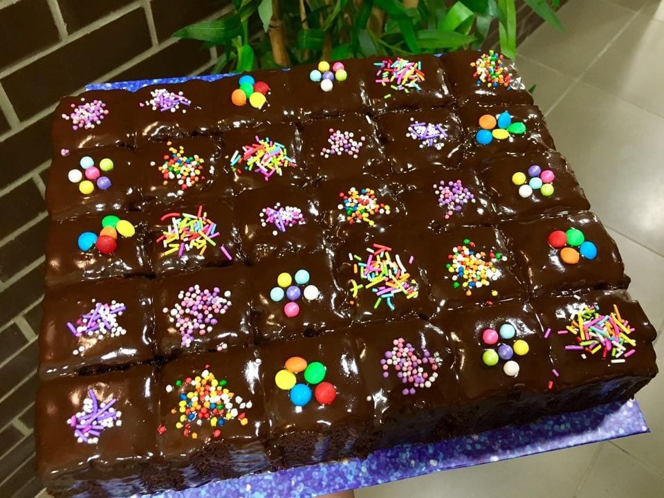 עוגת שוקולד גבוהה ואוורירית