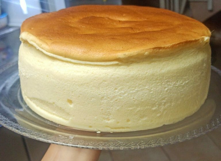עוגת גבינה אפויה עננים