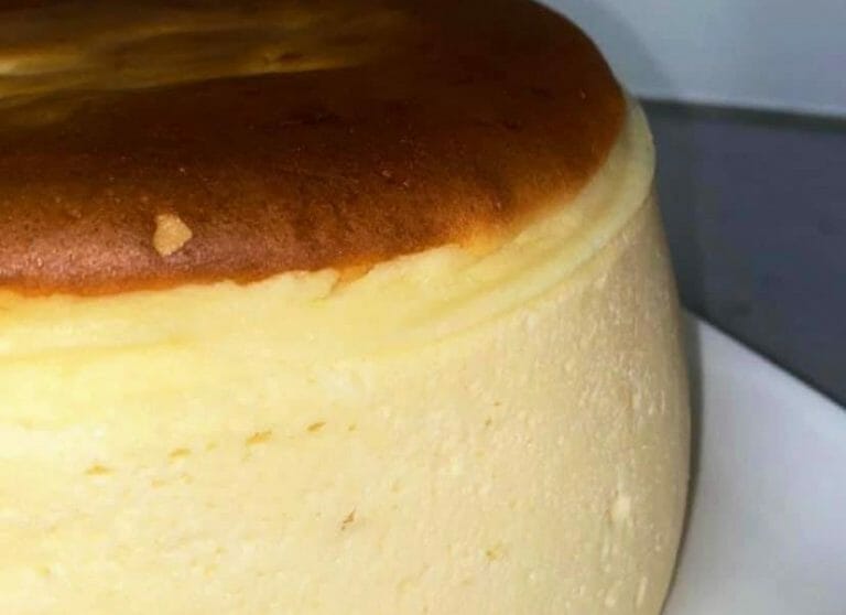 עוגת גבינה גבוהה ונימוחה בסיר ג’חנון