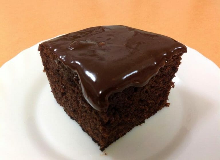 עוגת שוקולד עם שוקולית