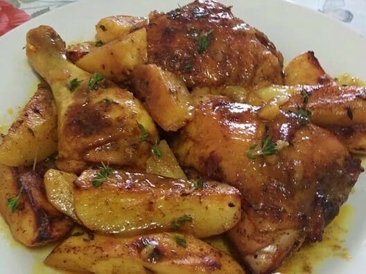 קלאסה של ארוחה: עוף בתנור עם תפוחי אדמה (כל המבוגרים וילדים זוללים!)
