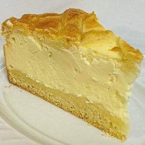 עוגת גבינה אפויה עם בצק פריך