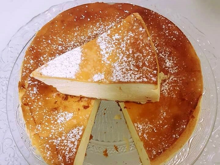 כמו של פעם! עוגת גבינה אפויה קלאסית ומושלמת (ללא שמנת וללא קמח!)