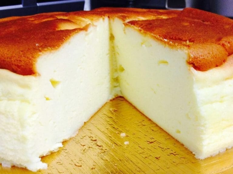 עוגת גבינה אפויה שתמיד מצליחה (שלבים מדוייקים)