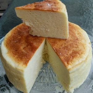 עוגת גבינה אפויה גבוהה