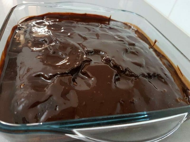 עוגת שוקולד מפוצצת בשוקולד משובח, עוגת שוקולד עסיסית