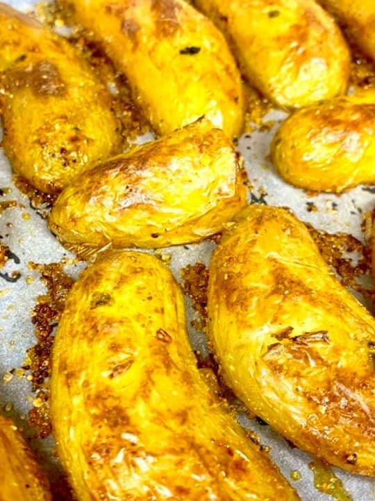 תפוחי אדמה בתנור עם פרמז'ן